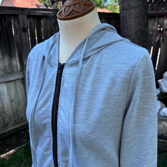 Junjie Fashion Grey Zip Up Lightweight Hoodie Women's Size M - Picture 2 of 6